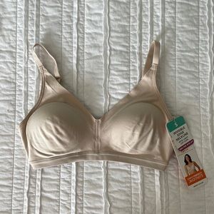 Warners Bra NWT